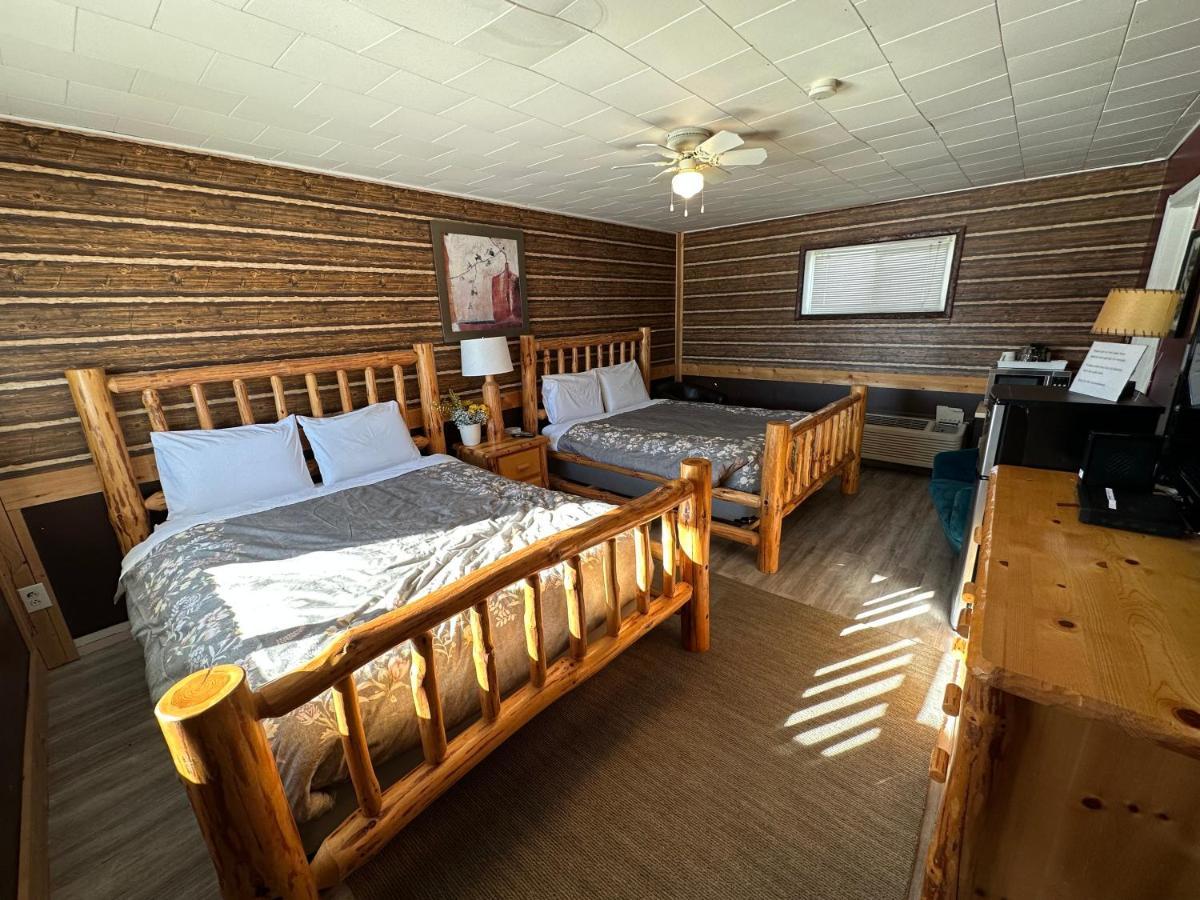 Pinecrest Motel Nipigon Eksteriør bilde